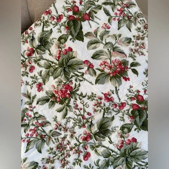 Vintage Laura Ashley raspberry/green plaid print quilted pillow shams - Picture 3 of 10